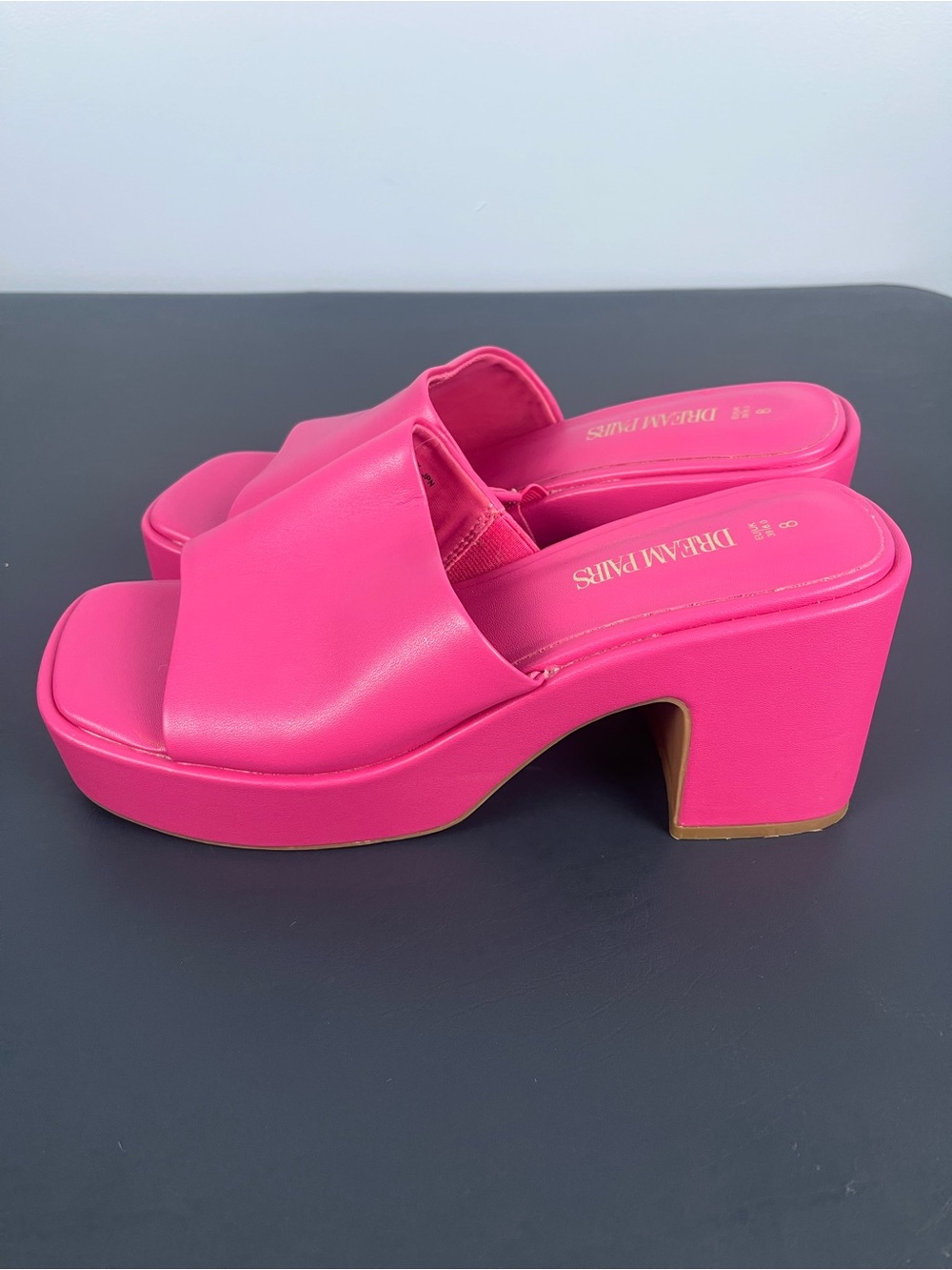 Dream Pairs hot pink platform slides